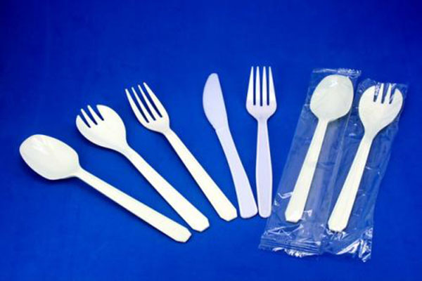 塑料餐具.jpg